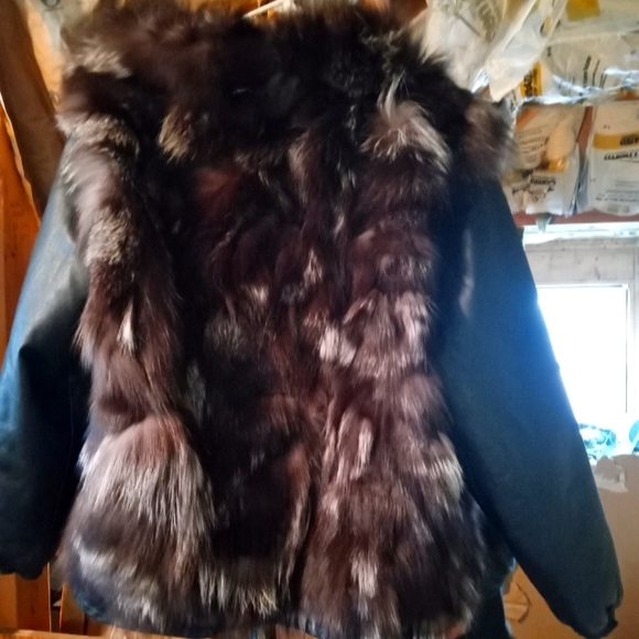 Vintage late 70s Real silver fox fur and leather bomber jacket - Picture 2 of 4